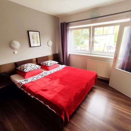 Cozy Gardens Apartments In Prague Extérieur photo