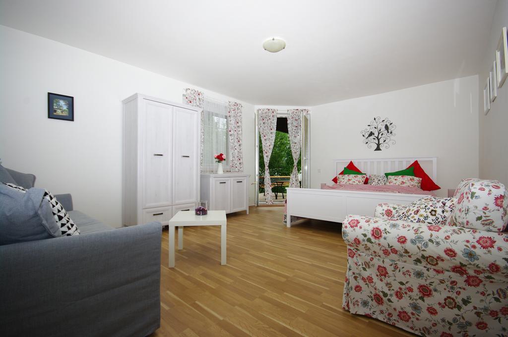 Cozy Gardens Apartments In Prague Extérieur photo
