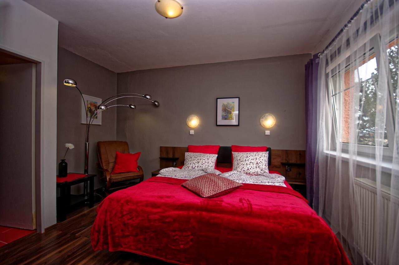 Cozy Gardens Apartments In Prague Extérieur photo